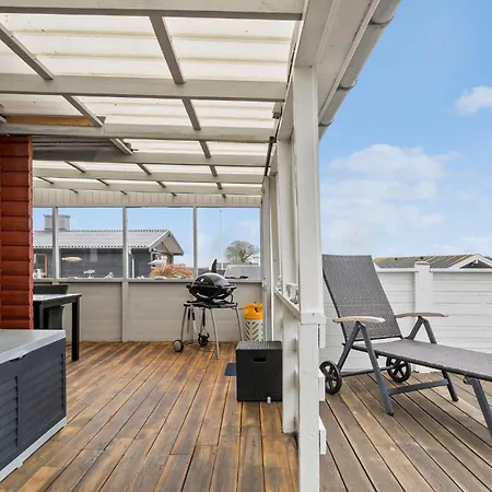 Amazing In With House Sea View *